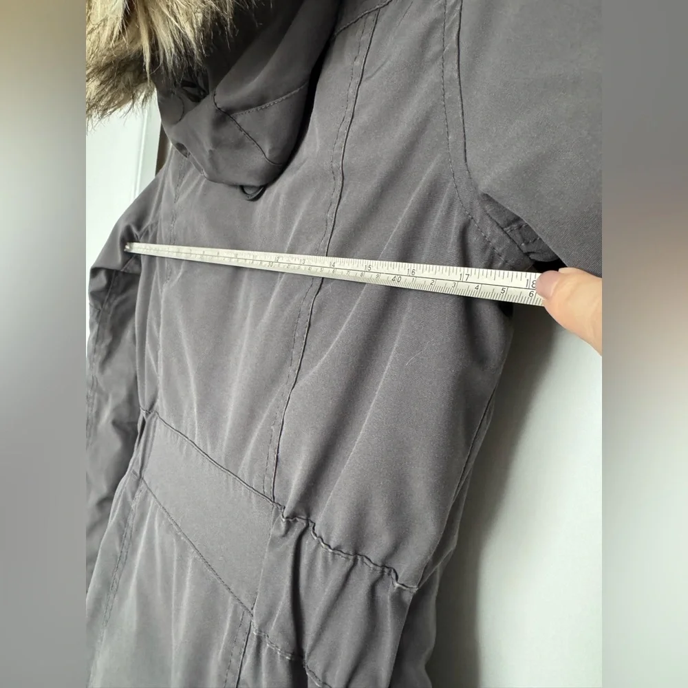 Aritzia TNA Bancroft Parka in grey - Picture 6 of 8